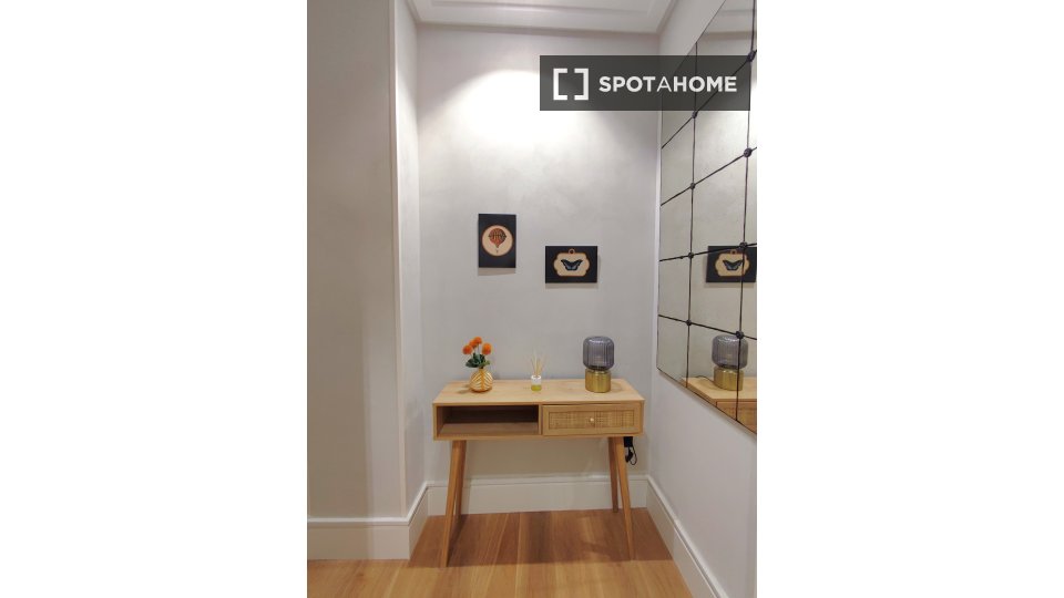 Apartment Madrid, 2 beds, 43m² — photo 9