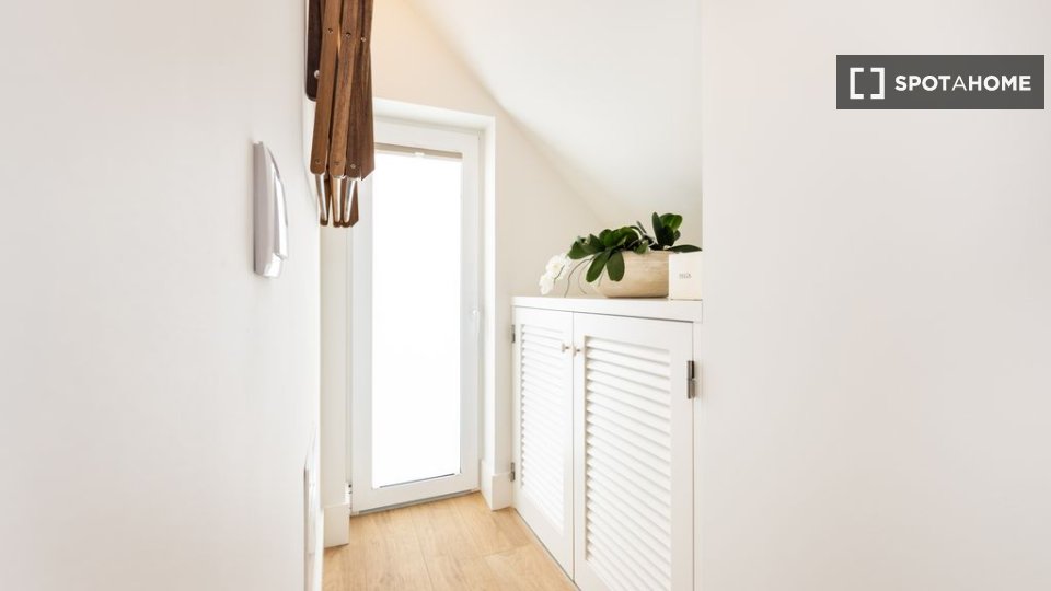 Apartment Lisbon, 1 bed — photo 18