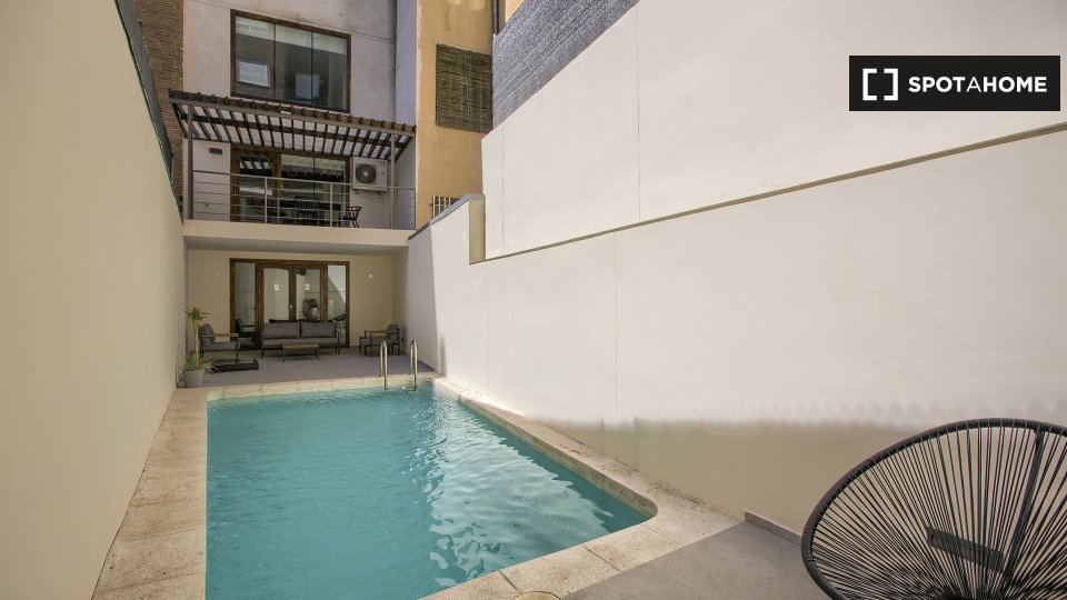 Apartment Madrid, 2 beds, 156m² — photo 1