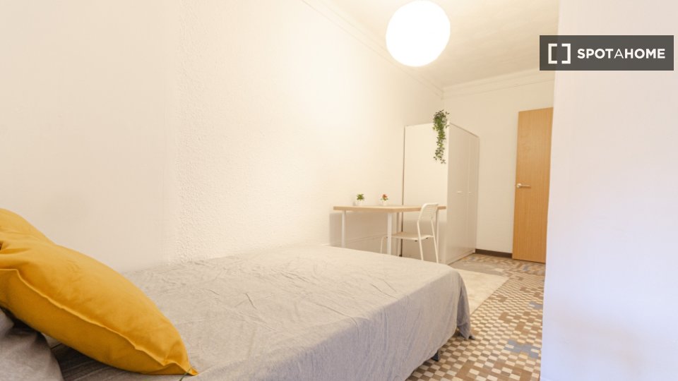 Double room Barcelona, 4 beds, 100m² — photo 3