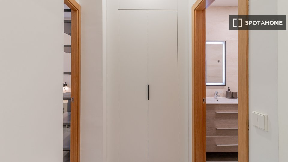 Apartment Madrid, 3 beds — photo 8
