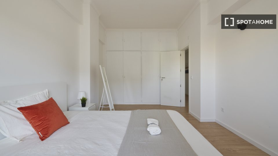 Double room Lisbon, 7 beds — photo 12
