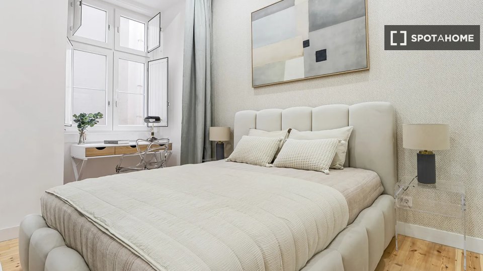 Double room Lisbon, 6 beds — photo 2