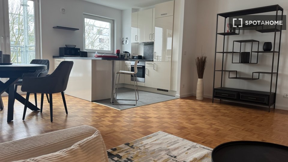 Apartment Berlin, 2 beds, 62m² — photo 12