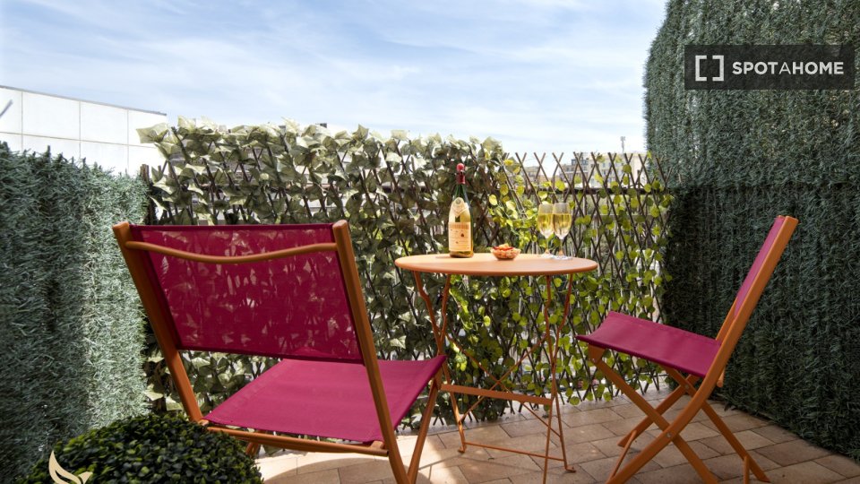 Apartment Rome, 1 bed — photo 8