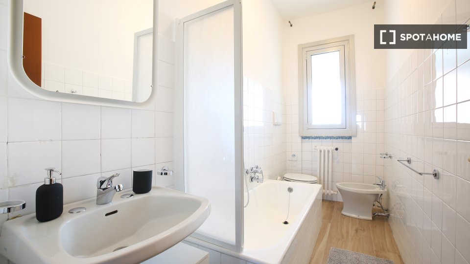 Double room Milan, 6 beds, 150m² — photo 17