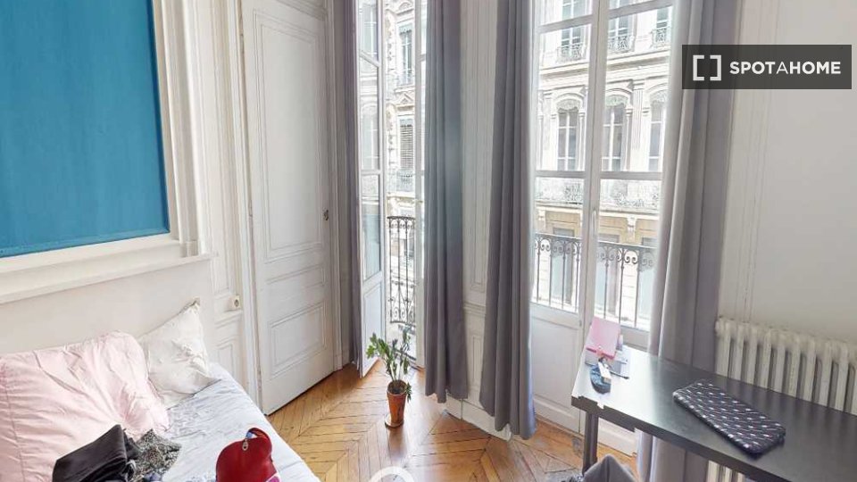 Camera doppia Lione, 4 camere, 110m² — foto 11