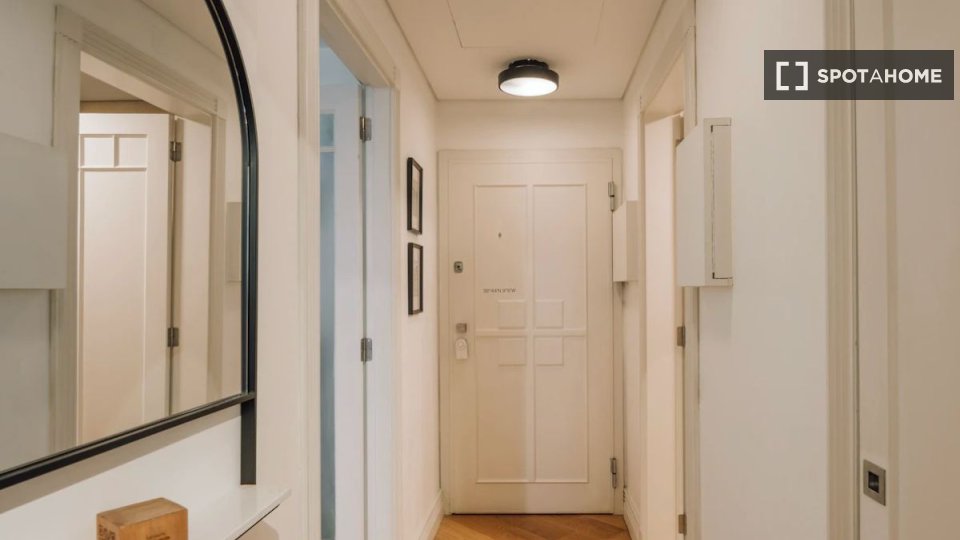 Apartment Lisbon, 1 bed — photo 10