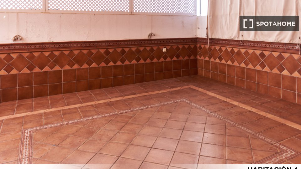 Double room Seville, 4 beds — photo 90