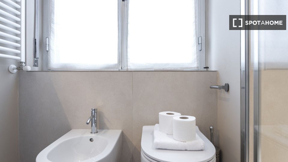 Apartment Milan, 2 beds, 70m² — photo 3