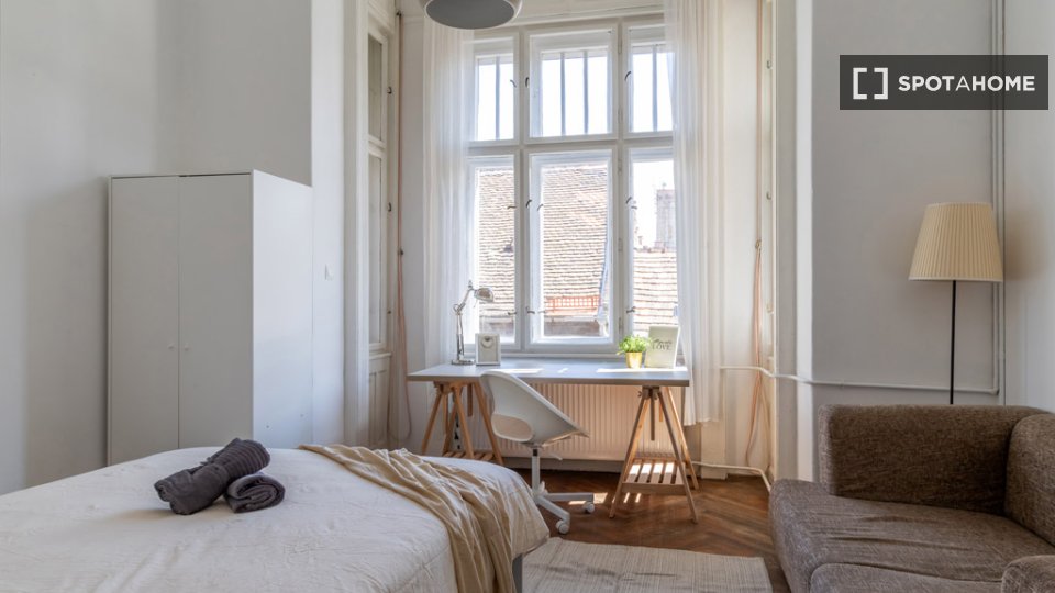 Double room Budapest, 3 beds — photo 8