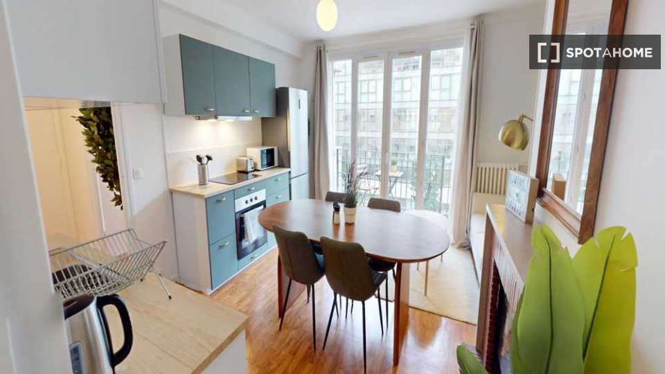Double room Paris, 6 beds, 90m² — photo 9