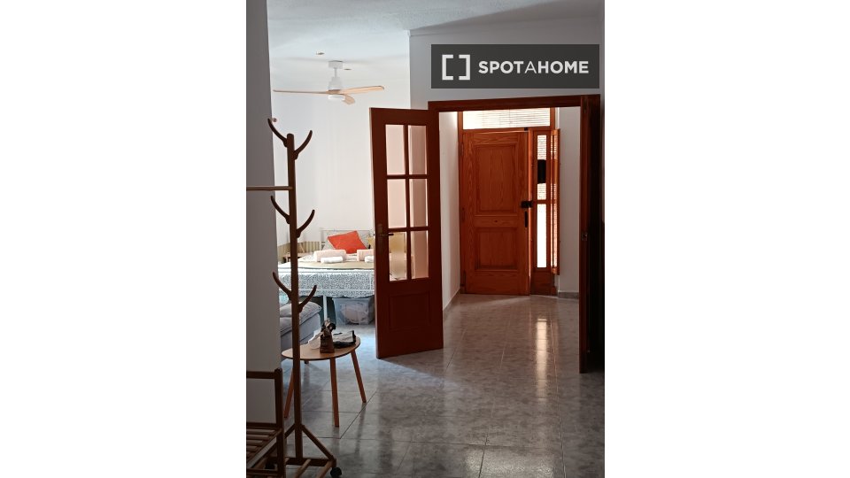 Apartment Valencia, 1 bed — photo 22