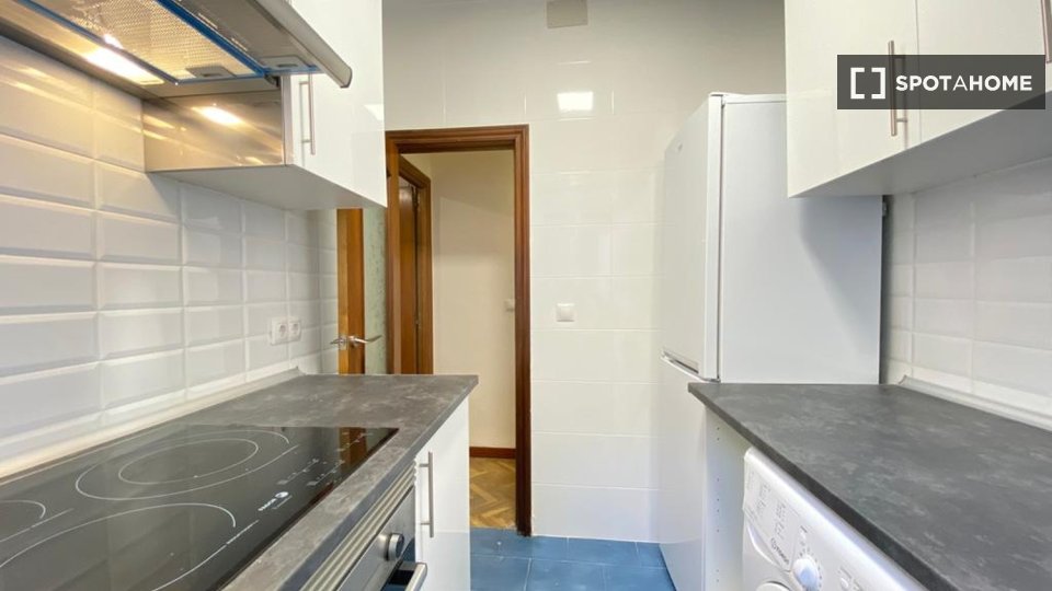 Double room Madrid, 4 beds — photo 2