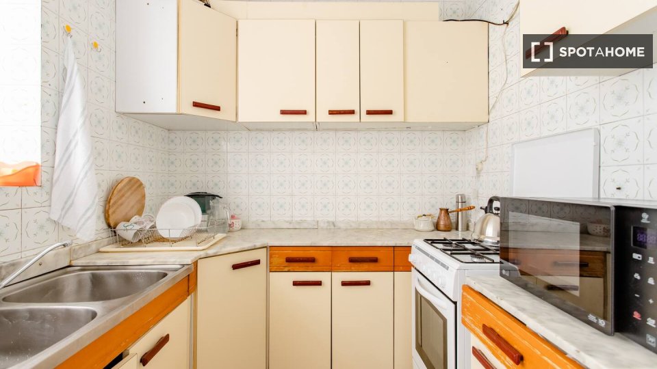 Double room Alicante, 3 beds — photo 9