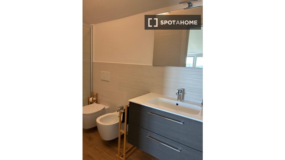 Double room Milan, 3 beds — photo 18