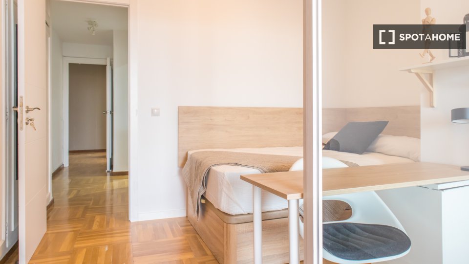 Double room Madrid, 9 beds — photo 6