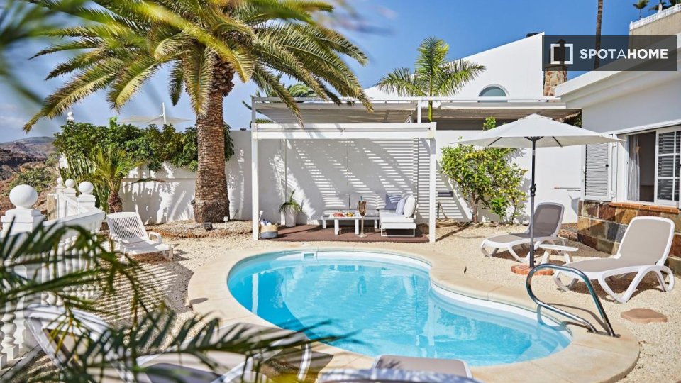 Apartment Santa_Cruz_De_Tenerife, 3 beds, 590m² — photo 8