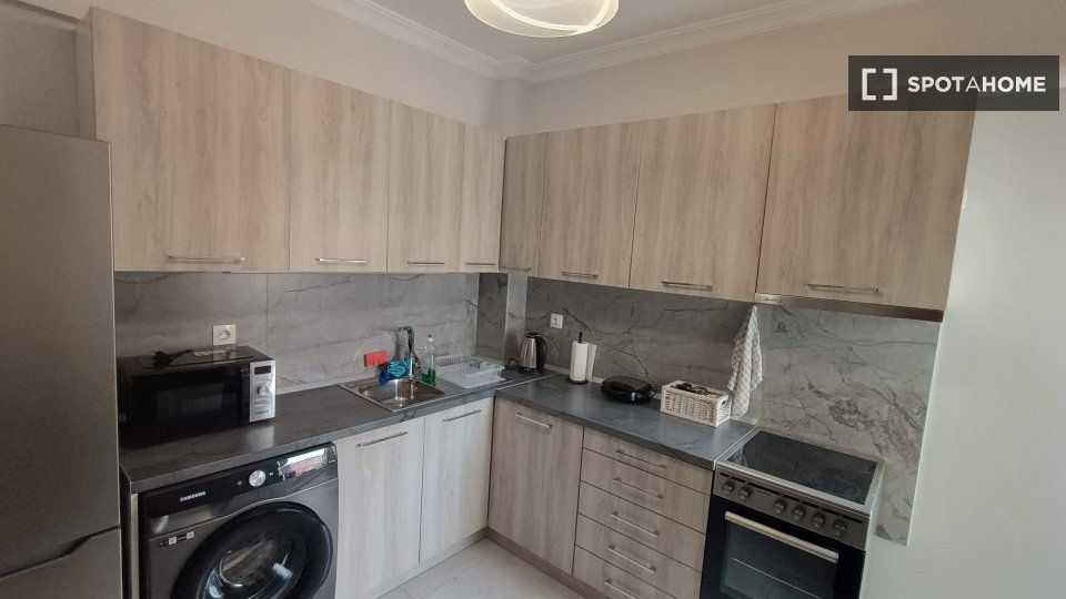 Double room Thessaloniki, 3 beds, 70m² — photo 14