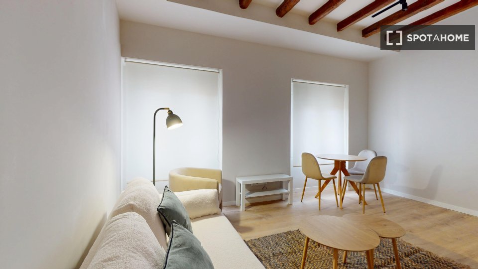 Apartment Madrid, 2 beds, 85m² — photo 14