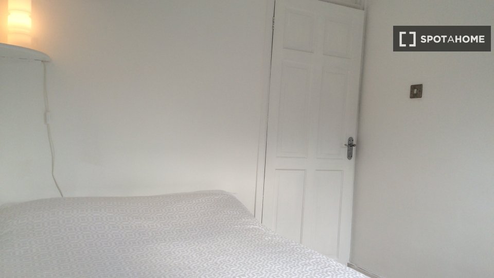 Apartment London, 3 beds, 87m² — photo 12