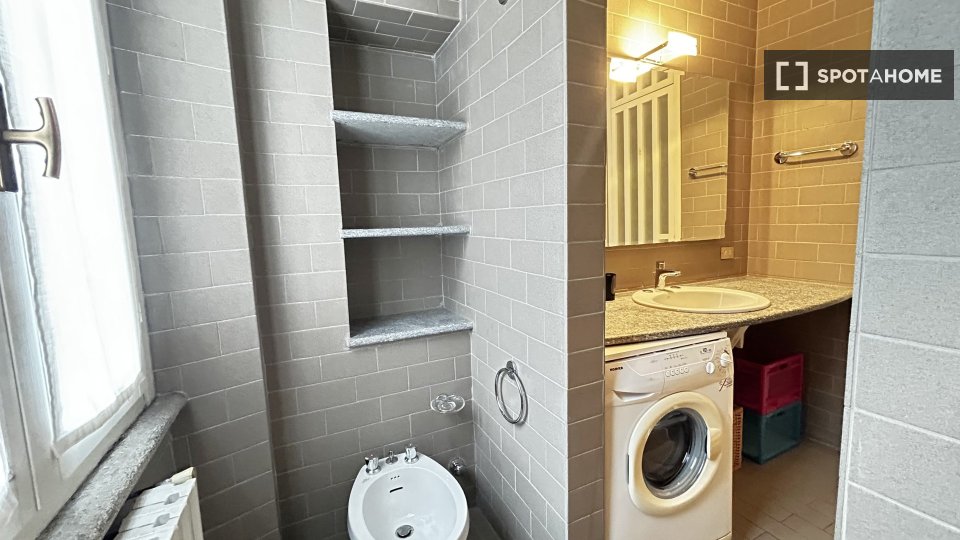 Appartamento Milano, 1 camera, 55m² — foto 31