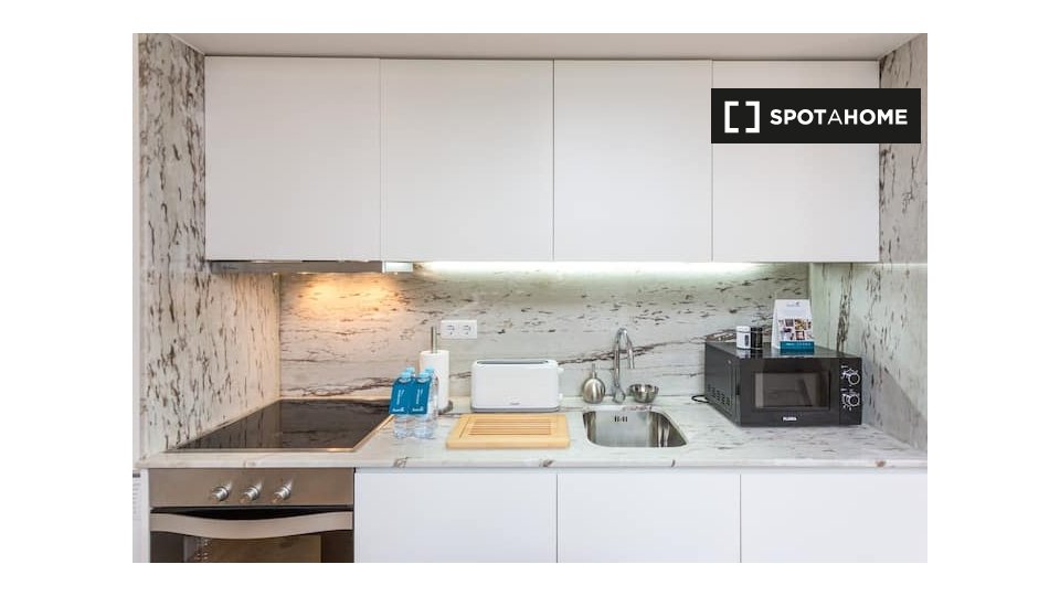 Apartment Porto, 1 bed, 20m² — photo 3