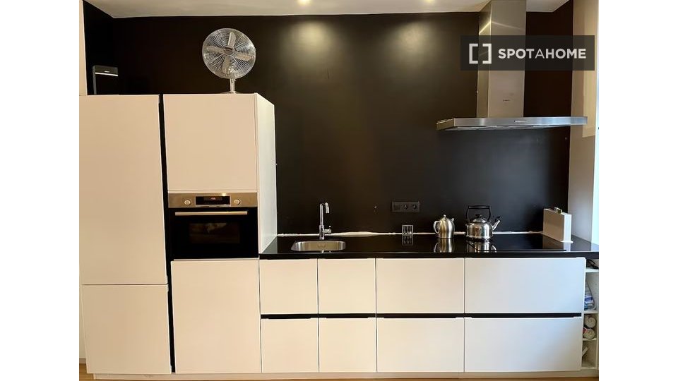 Apartment Brussels, 1 bed, 56m² — photo 5