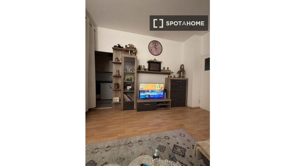 Apartment Berlin, 1 bed, 37m² — photo 1