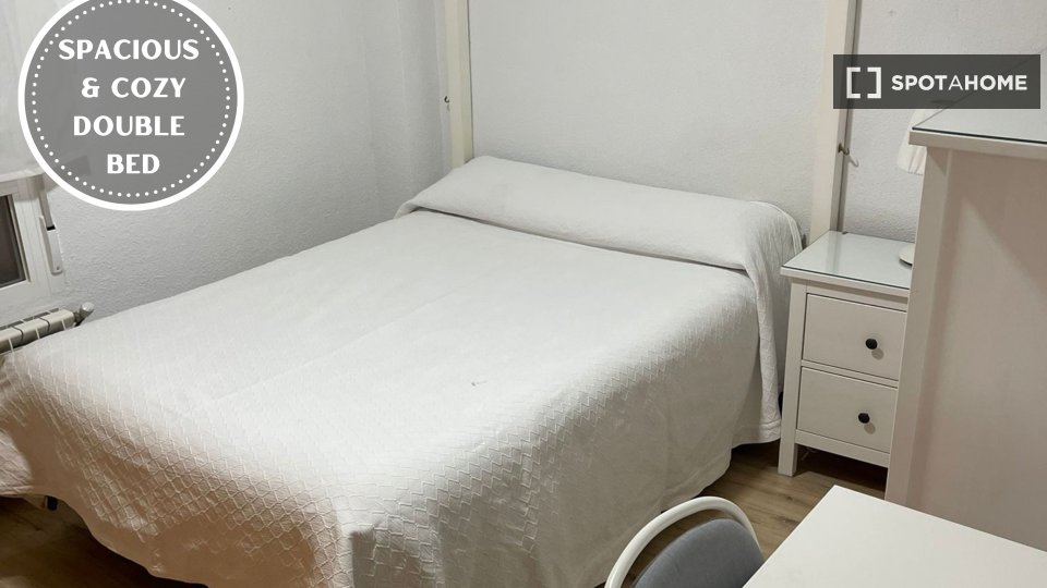 Double room Madrid, 4 beds, 90m² — photo 20