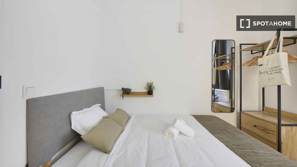 Double room Lisbon, 7 beds — photo 26