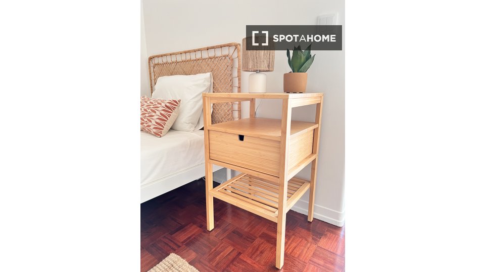 Double room Lisbon, 6 beds — photo 7