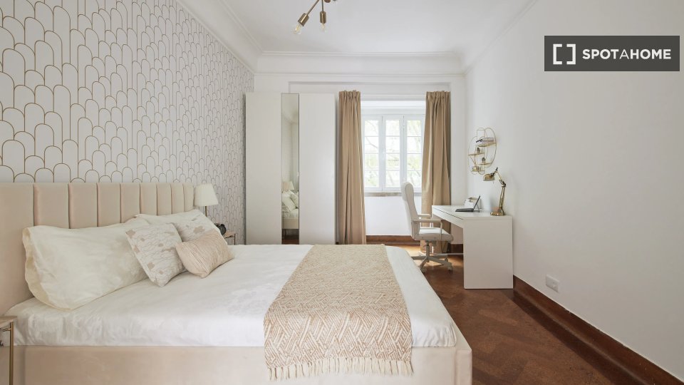 Double room Lisbon, 7 beds — photo 11