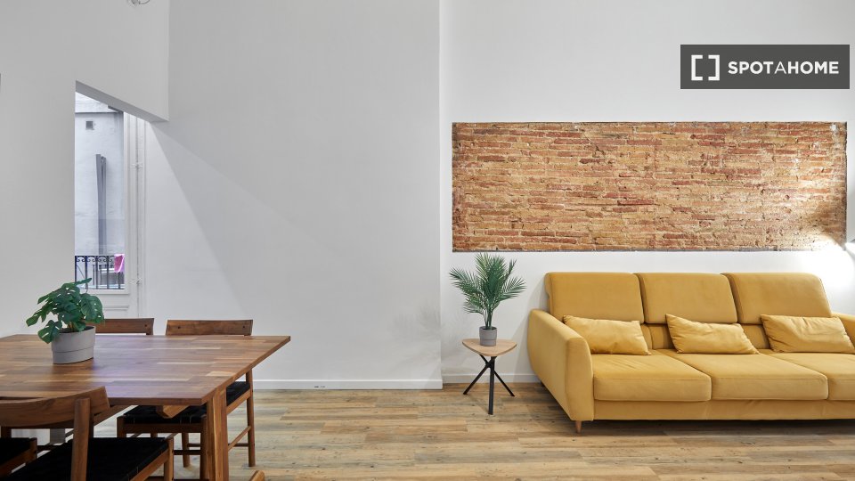 Apartment Barcelona, 2 beds, 80m² — photo 30