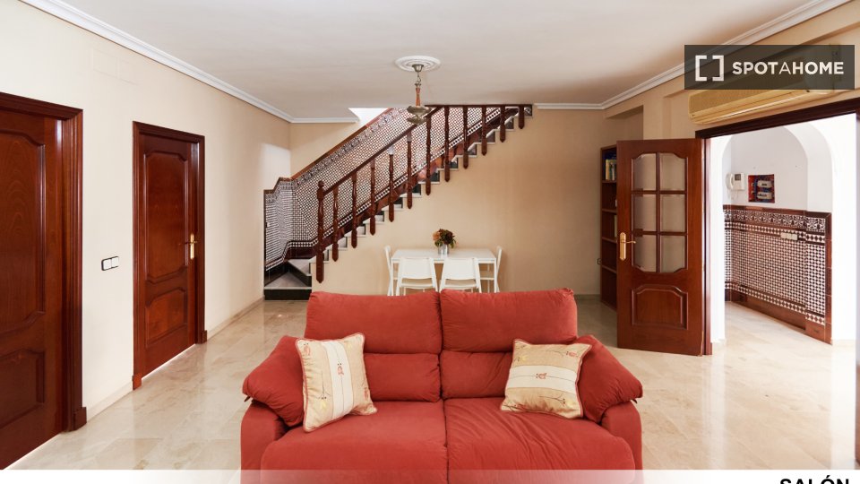 Double room Seville, 4 beds — photo 78