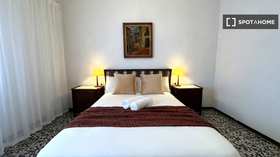 Double room Valencia, 5 beds — photo 3