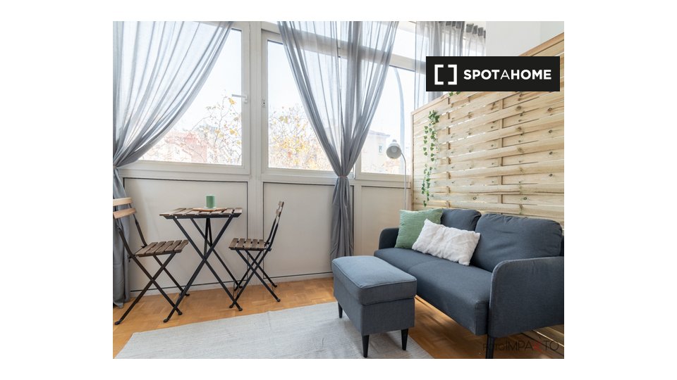Double room Madrid, 6 beds, 207m² — photo 18
