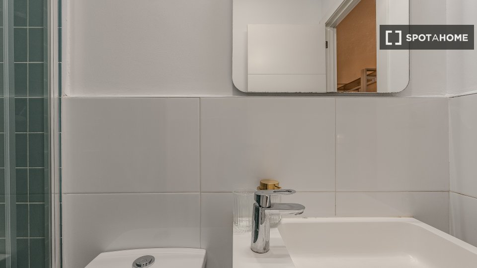 Double room Barcelona, 6 beds, 227m² — photo 66