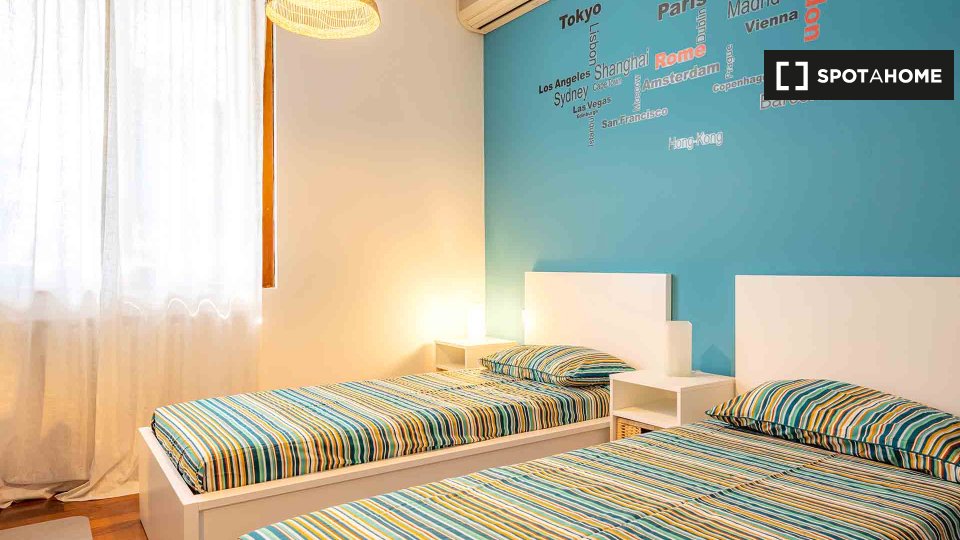 Double room Milan, 7 beds, 160m² — photo 9