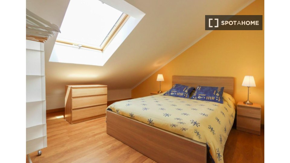 Double room Lisbon, 2 beds — photo 3