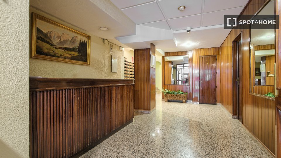 Apartment Madrid, 2 beds, 67m² — photo 6