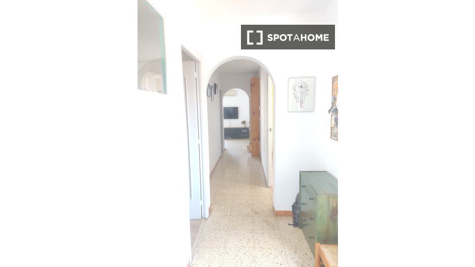 Double room Barcelona, 3 beds — photo 3