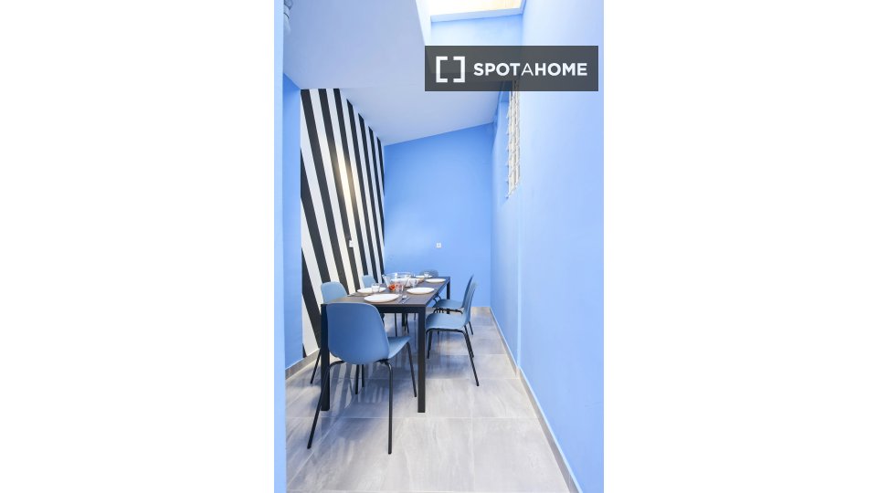 Double room Lisbon, 13 beds — photo 9