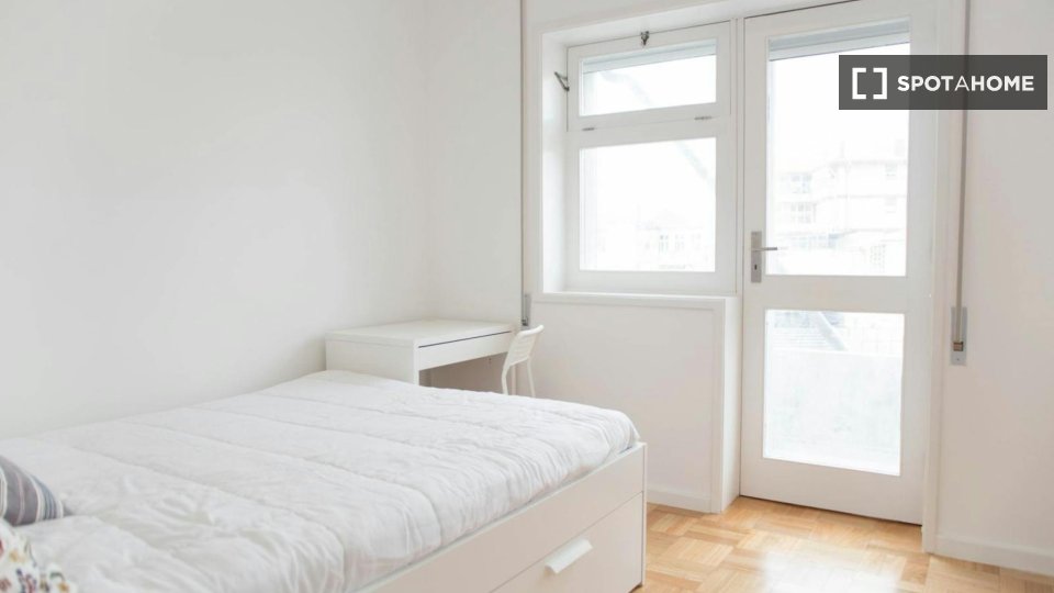 Double room Porto, 14 beds — photo 2