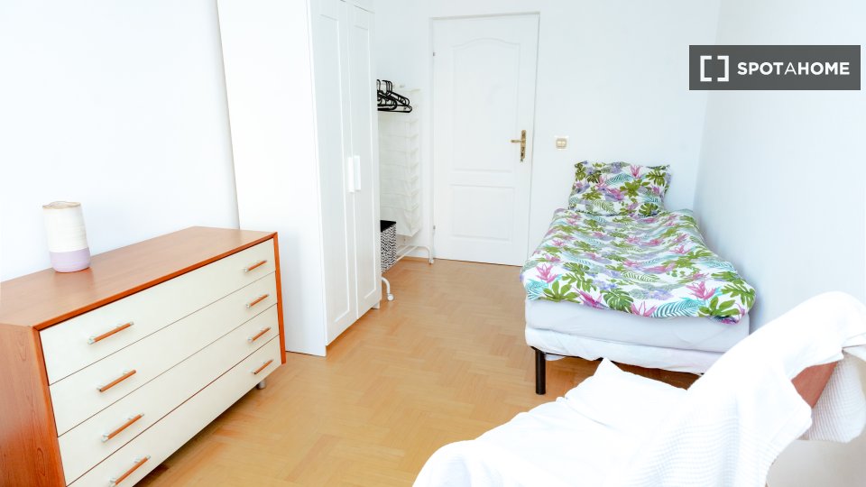 Double room Warsaw, 5 beds, 108m² — photo 23