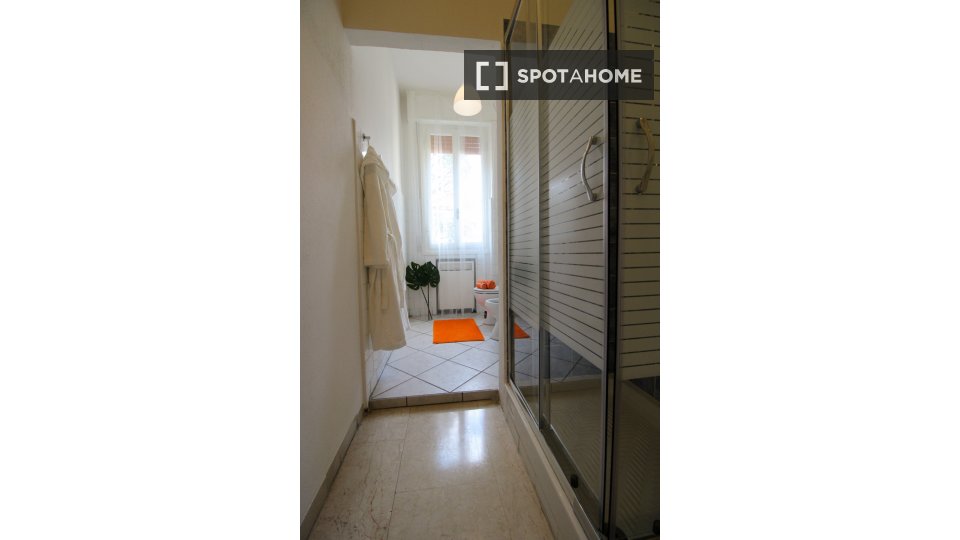 Double room Bologna, 10 beds — photo 30