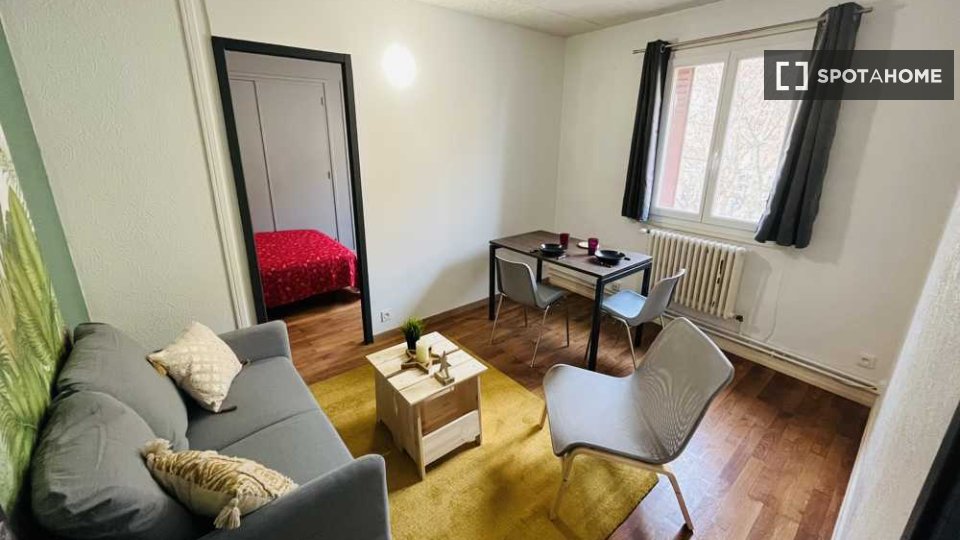 Double room Lyon, 4 beds, 80m² — photo 2