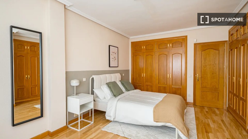 Double room Madrid, 10 beds — photo 17