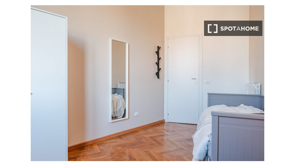 Double room Milan, 5 beds — photo 9