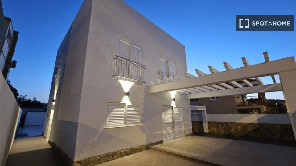 Apartment Valencia, 3 beds, 300m² — photo 2